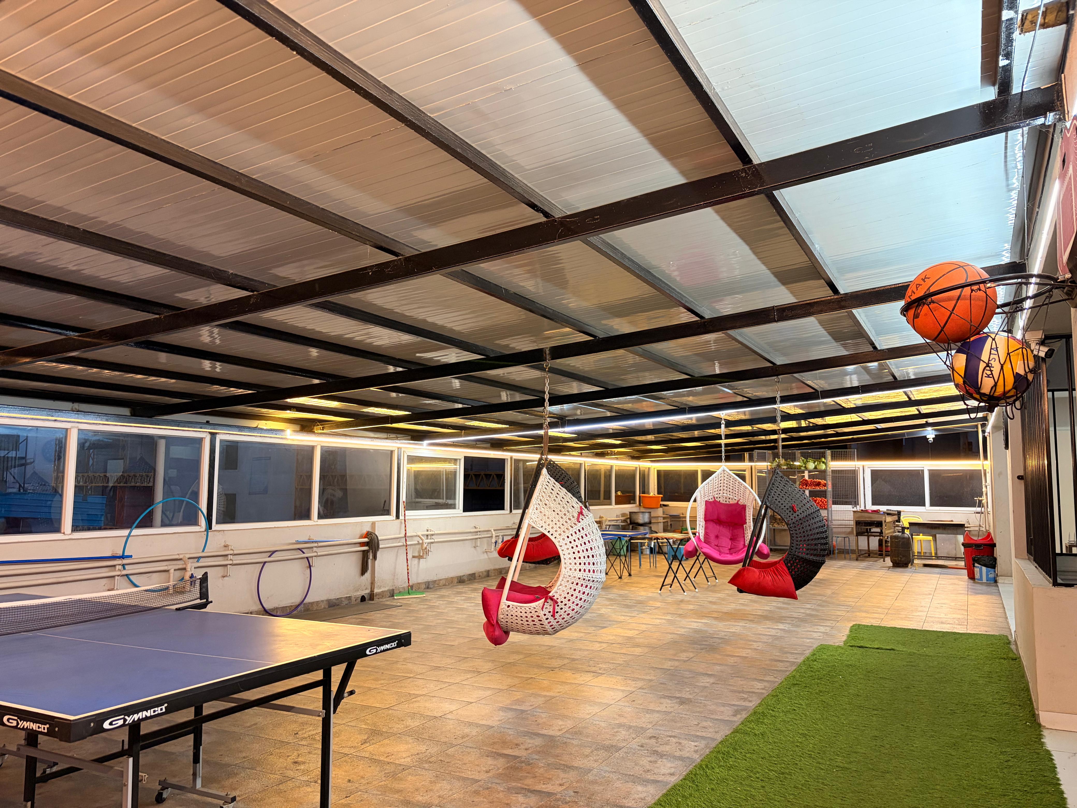Friends common area